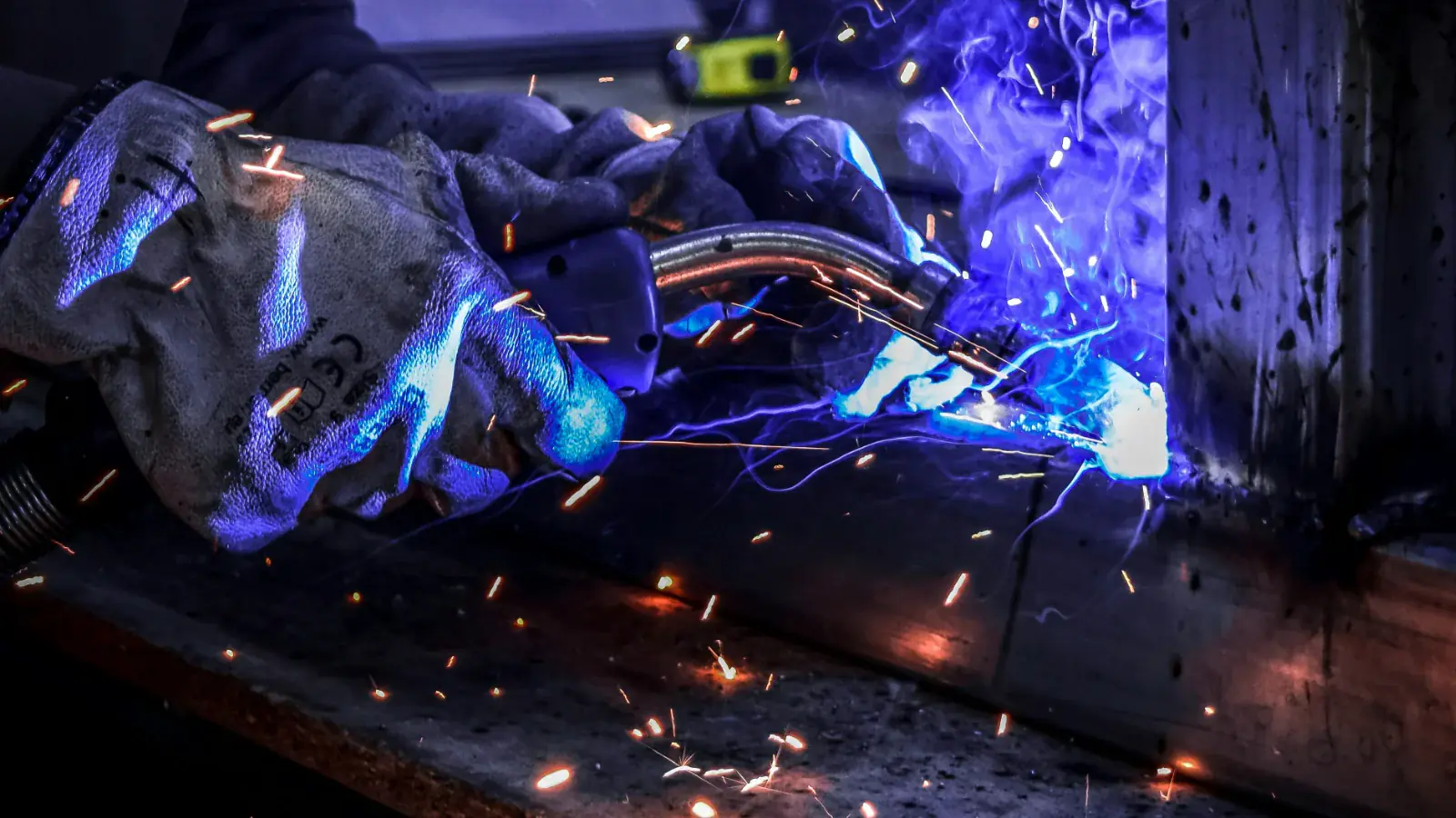 Professional workshop services in Munster